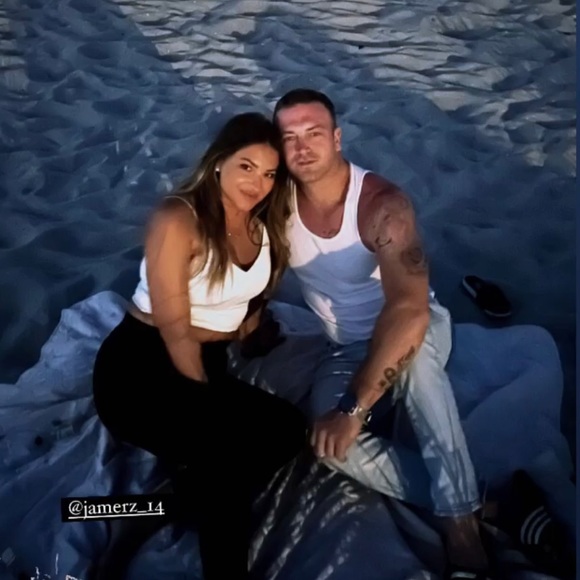 Meet the Posher - Picture 4 of 7